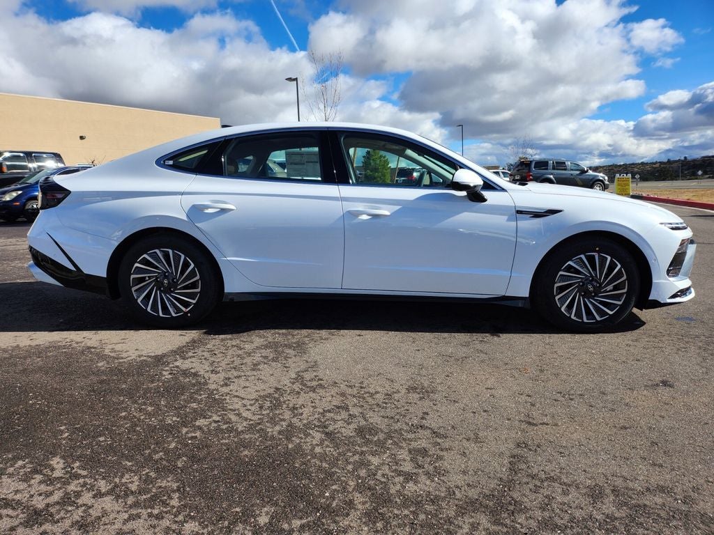 2026 Hyundai SONATA HYBRID Limited
