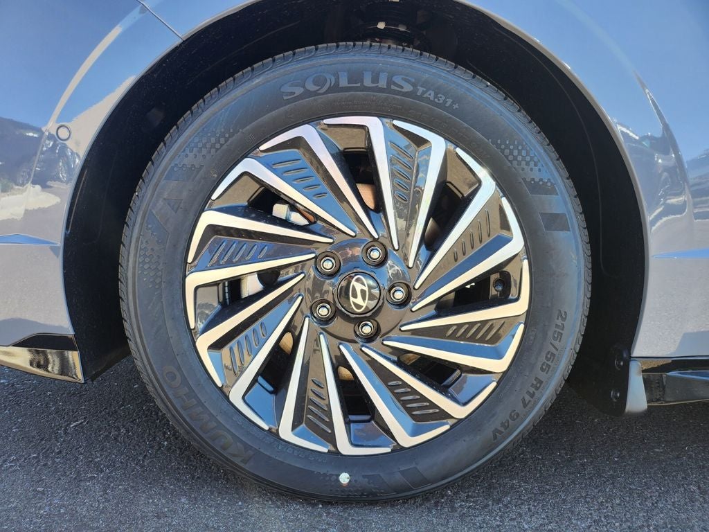 2026 Hyundai SONATA HYBRID Limited