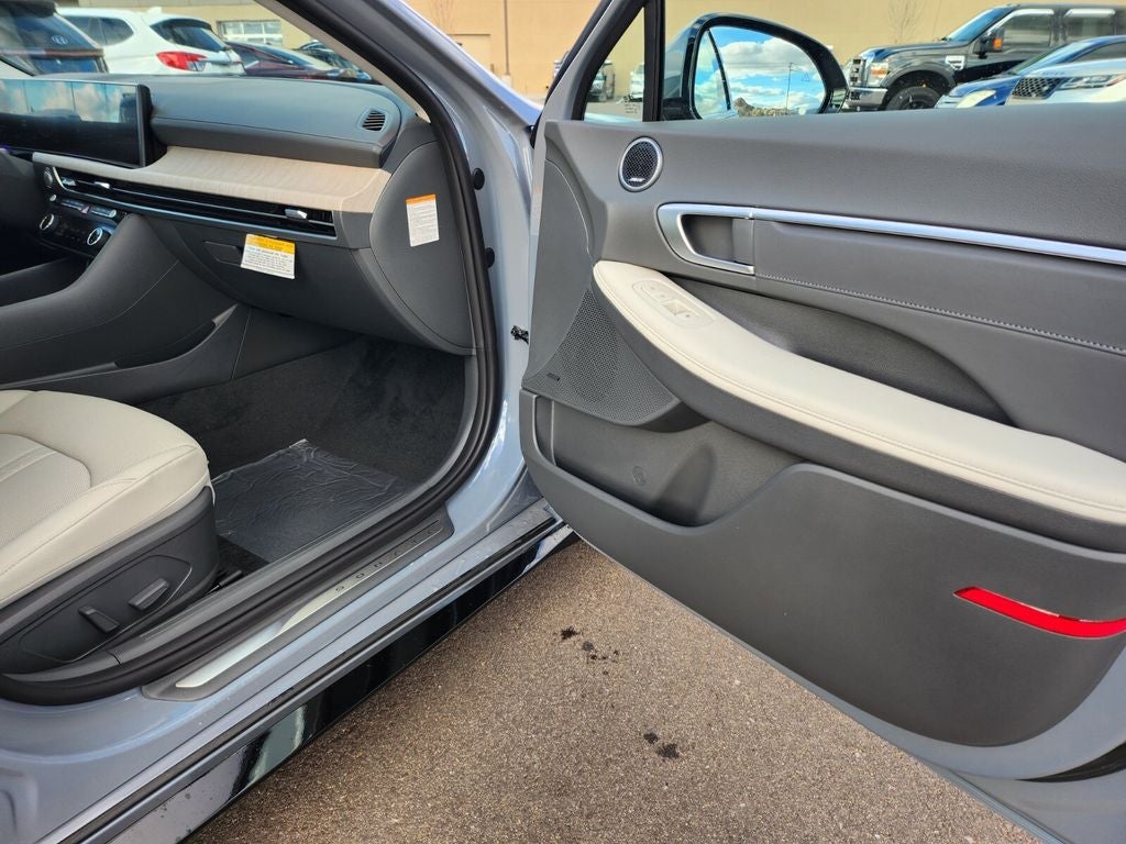 2026 Hyundai SONATA HYBRID Limited