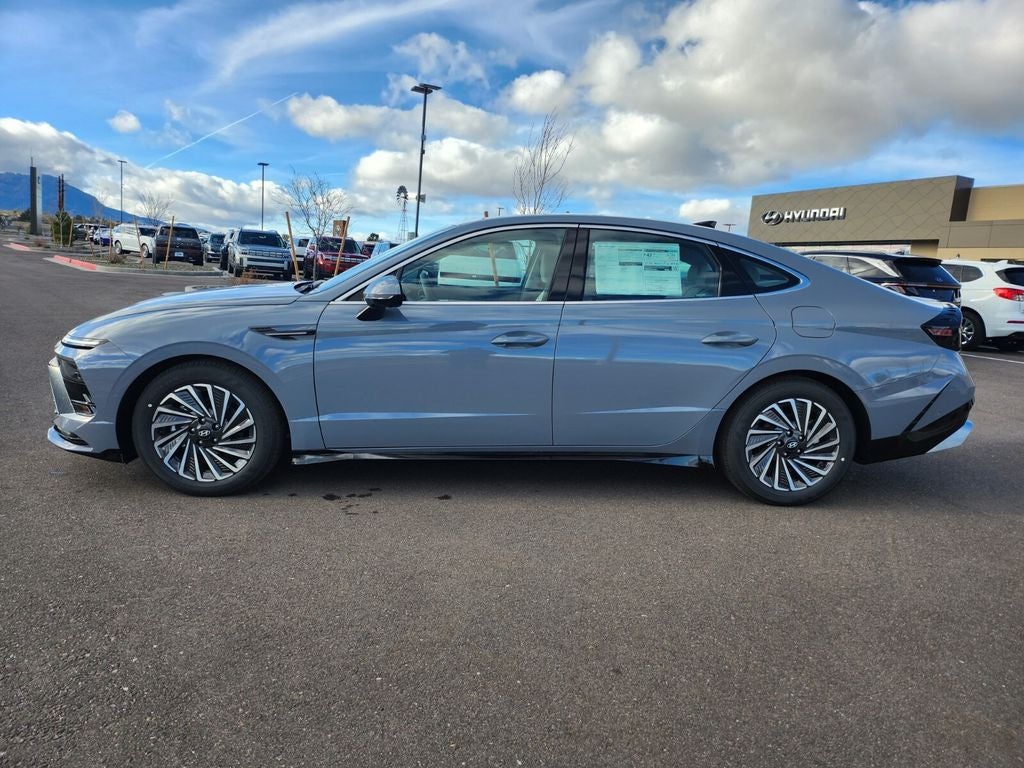 2026 Hyundai SONATA HYBRID Limited