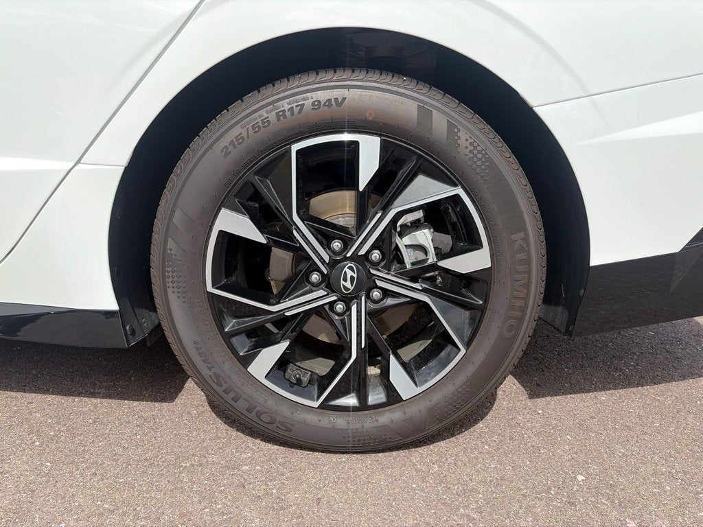 2025 Hyundai SONATA SEL