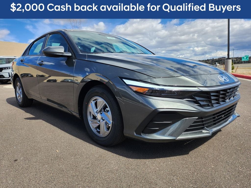 2026 Hyundai ELANTRA SE