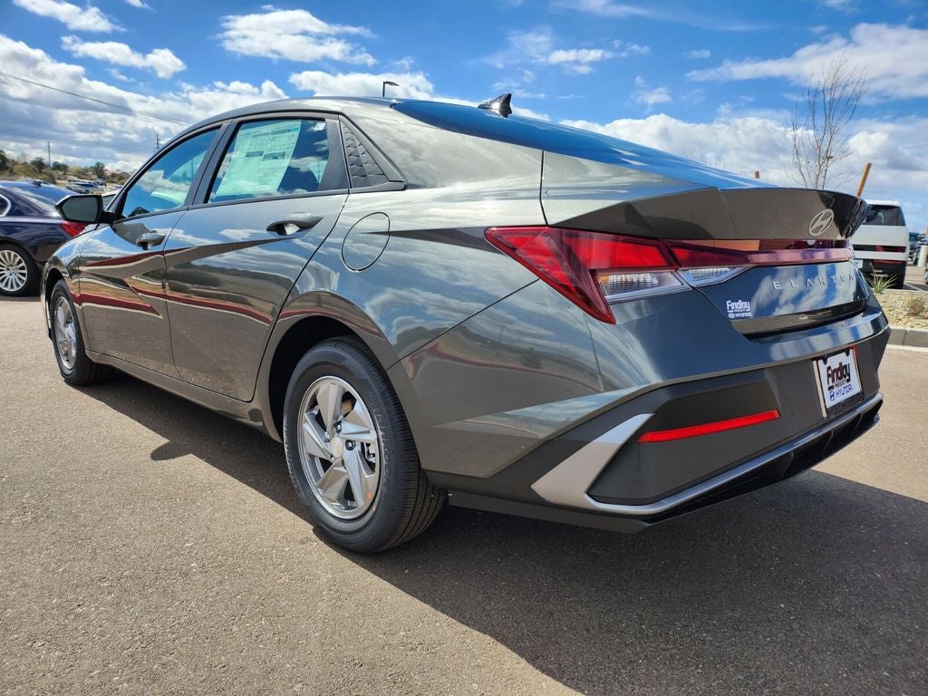 2026 Hyundai ELANTRA SE