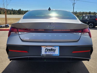 2026 Hyundai ELANTRA SE
