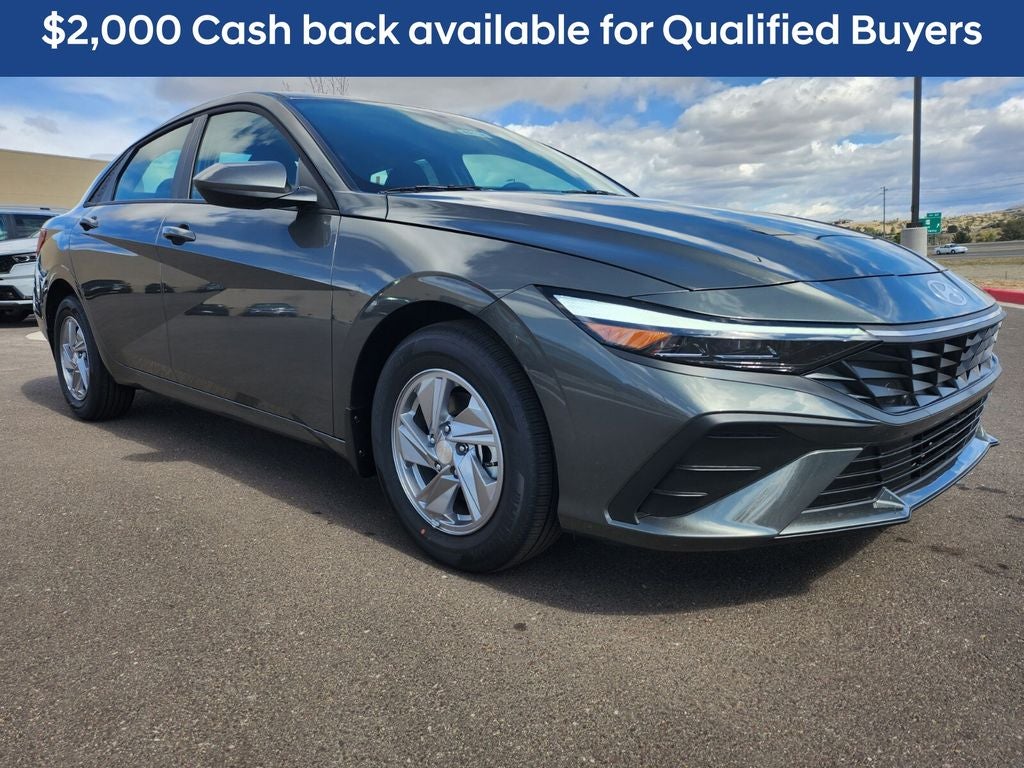 2026 Hyundai ELANTRA SE