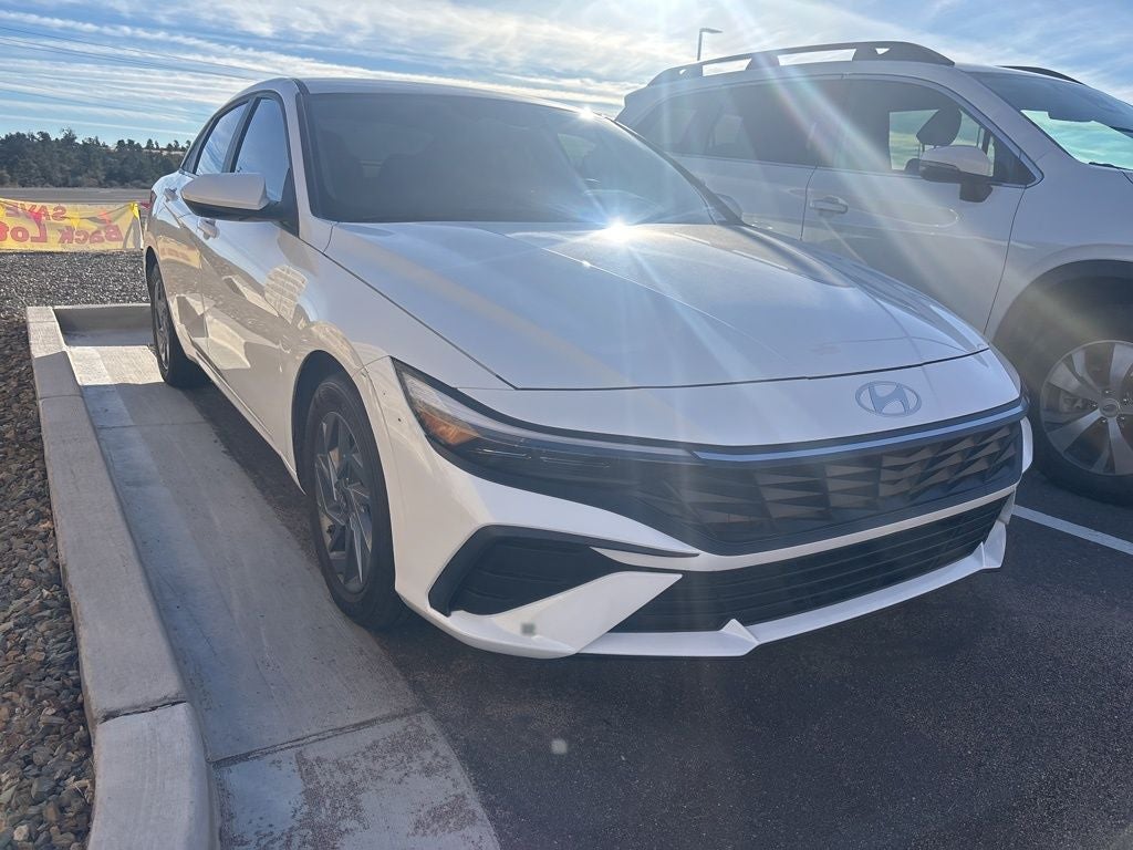 2024 Hyundai ELANTRA SEL