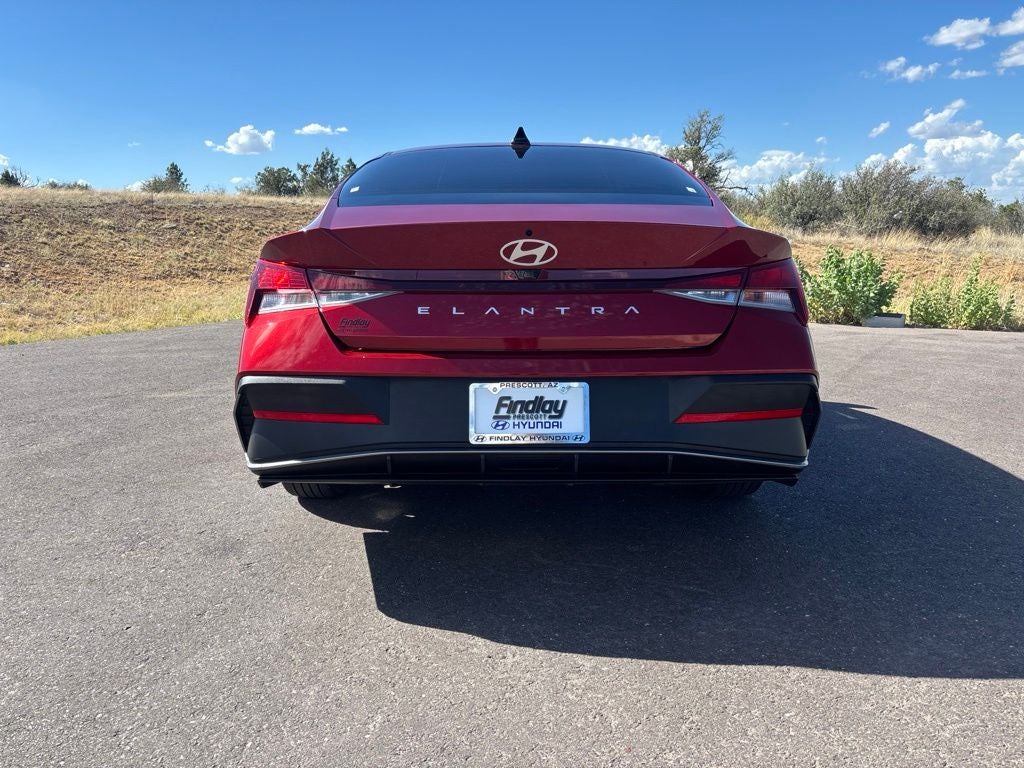 2024 Hyundai ELANTRA SEL