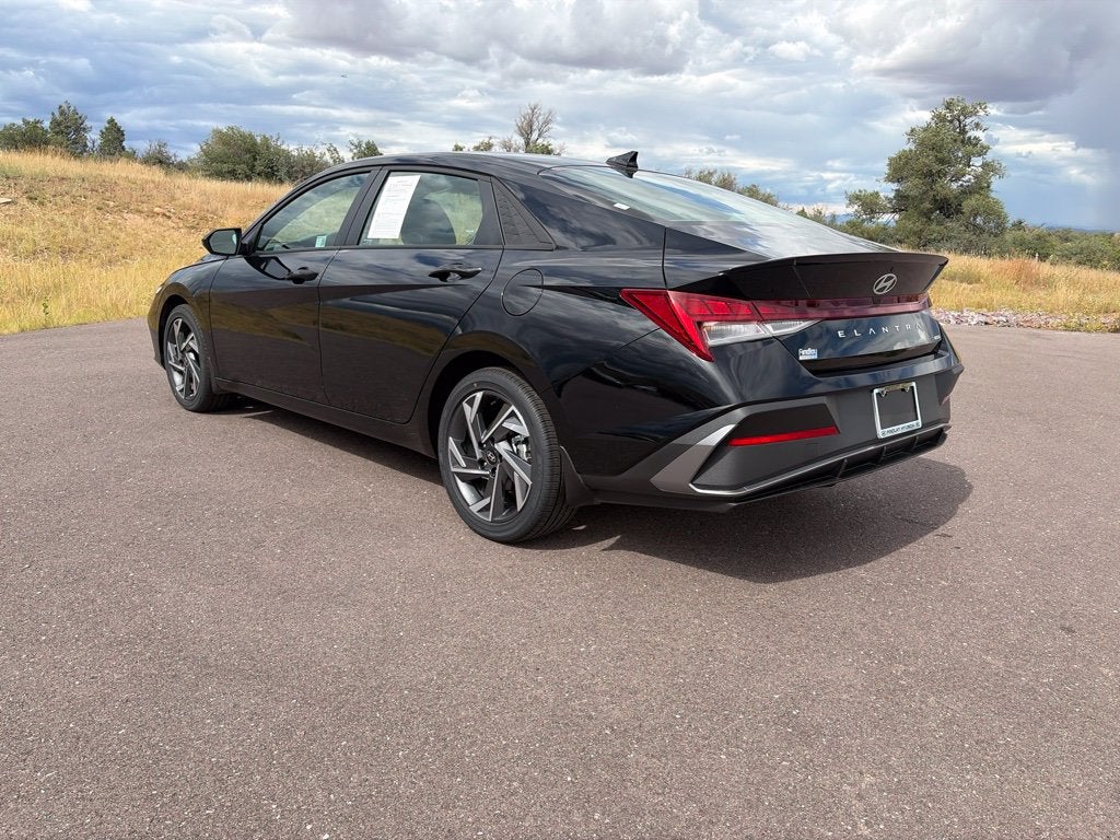2025 Hyundai ELANTRA HYBRID SEL Sport