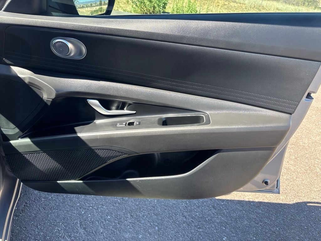 2024 Hyundai ELANTRA HYBRID Blue