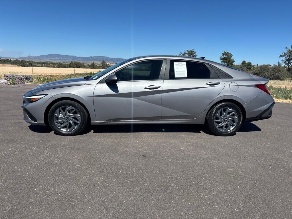 2024 Hyundai ELANTRA HYBRID Blue