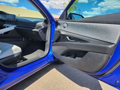 2022 Hyundai ELANTRA HYBRID Limited