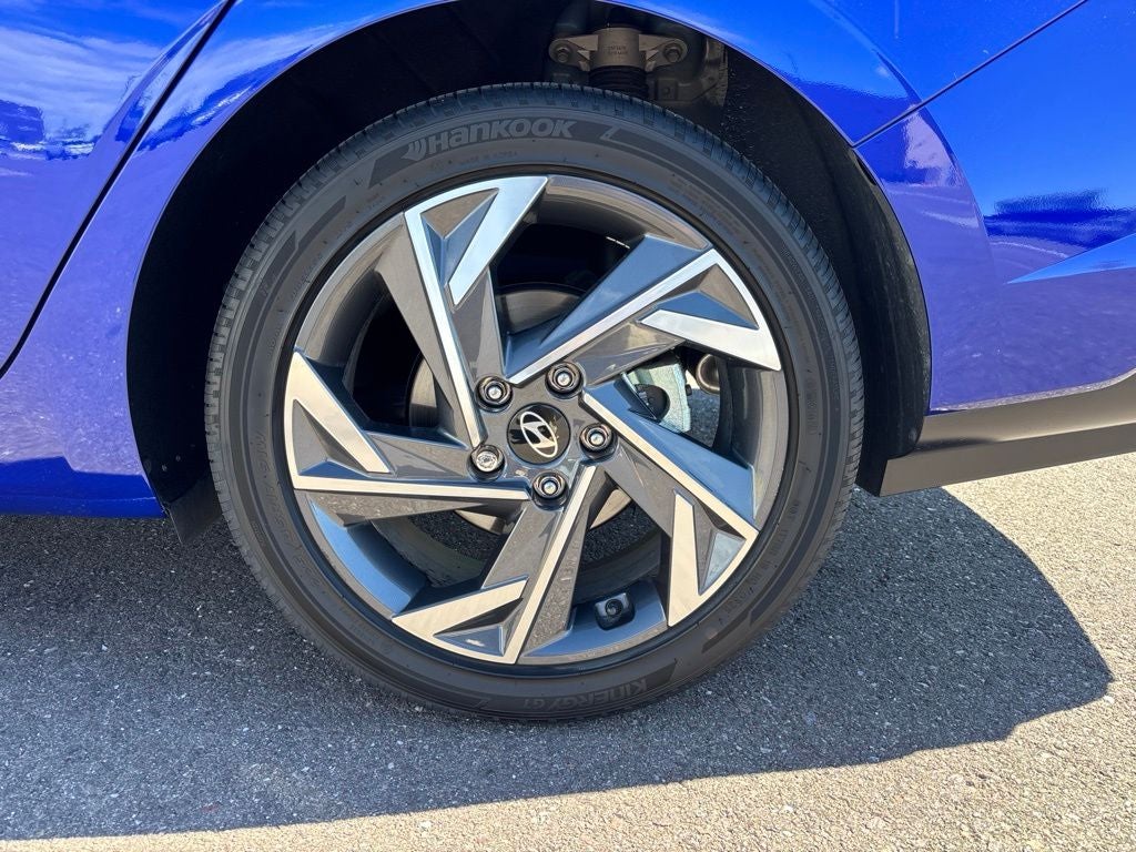 2025 Hyundai ELANTRA HYBRID Limited