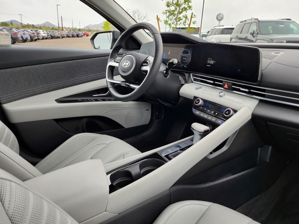 2025 Hyundai ELANTRA HYBRID Limited