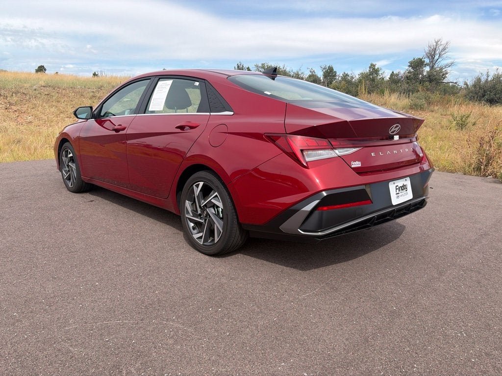 2025 Hyundai ELANTRA HYBRID Limited