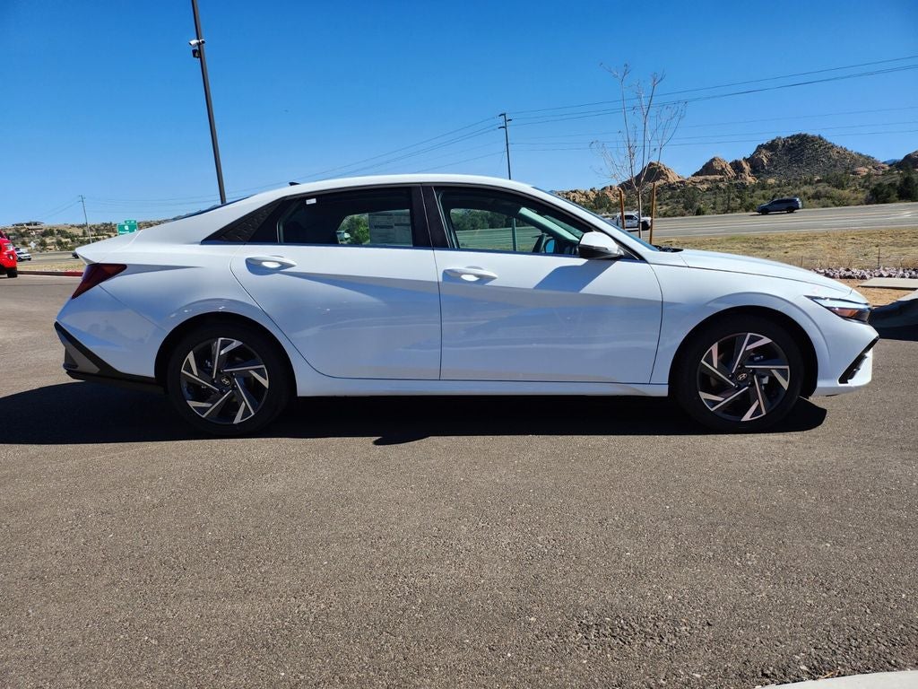 2026 Hyundai ELANTRA HYBRID Limited