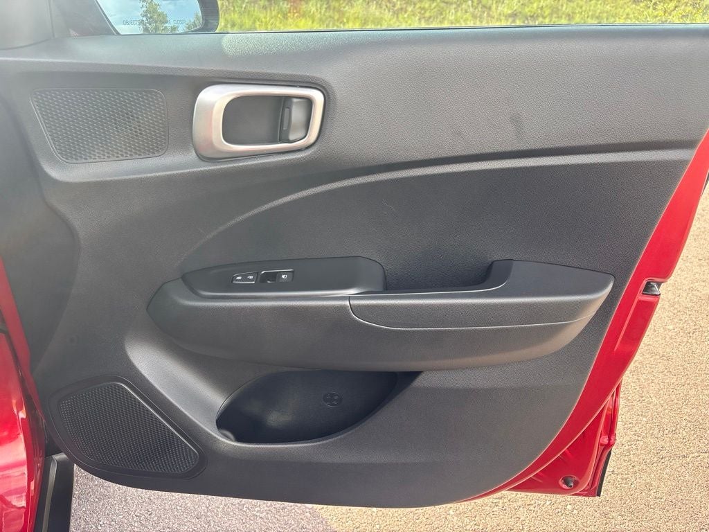 2025 Hyundai VENUE SE