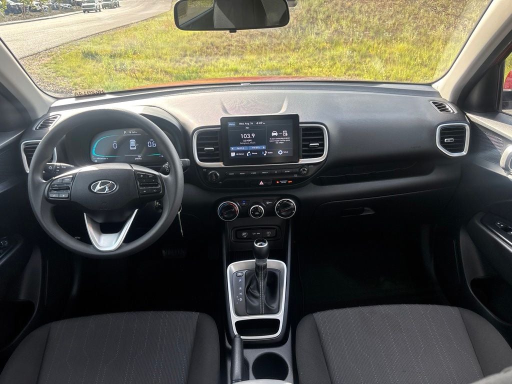 2025 Hyundai VENUE SE