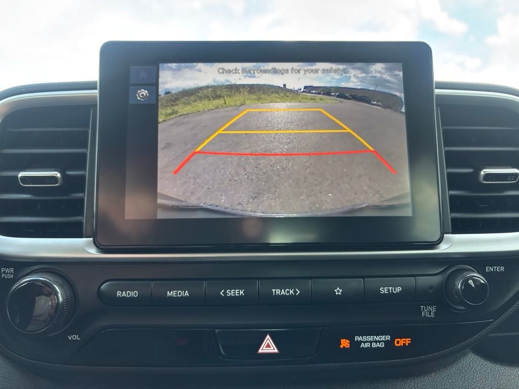 2025 Hyundai VENUE SE