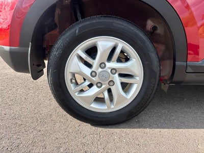 2025 Hyundai VENUE SE