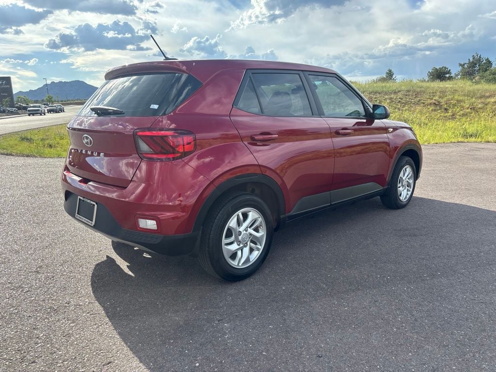 2025 Hyundai VENUE SE
