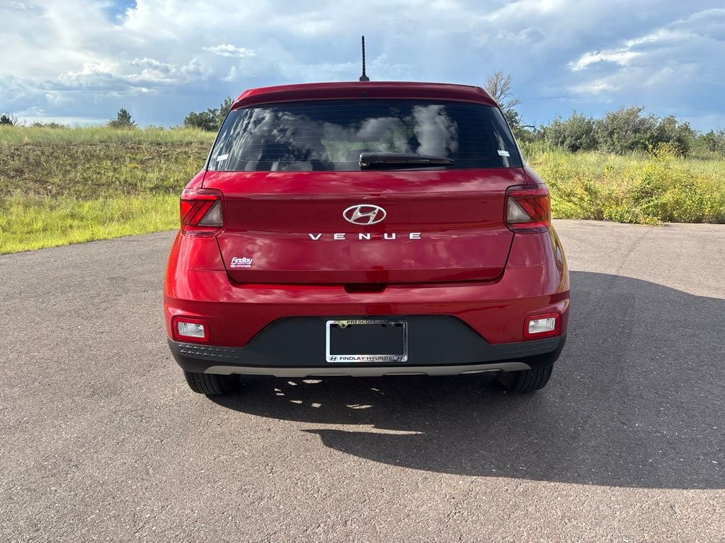 2025 Hyundai VENUE SE