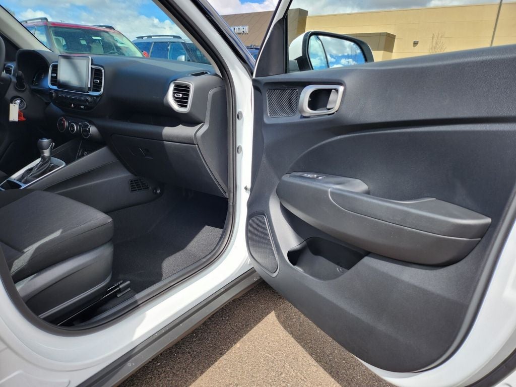 2026 Hyundai VENUE SE