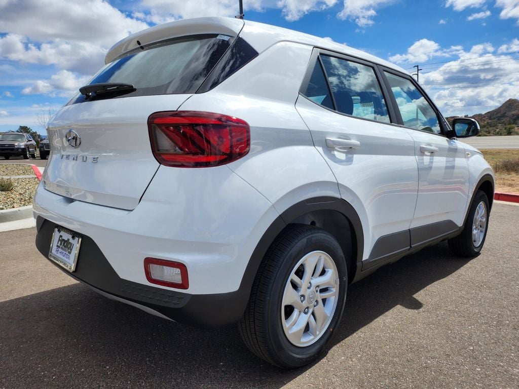 2026 Hyundai VENUE SE