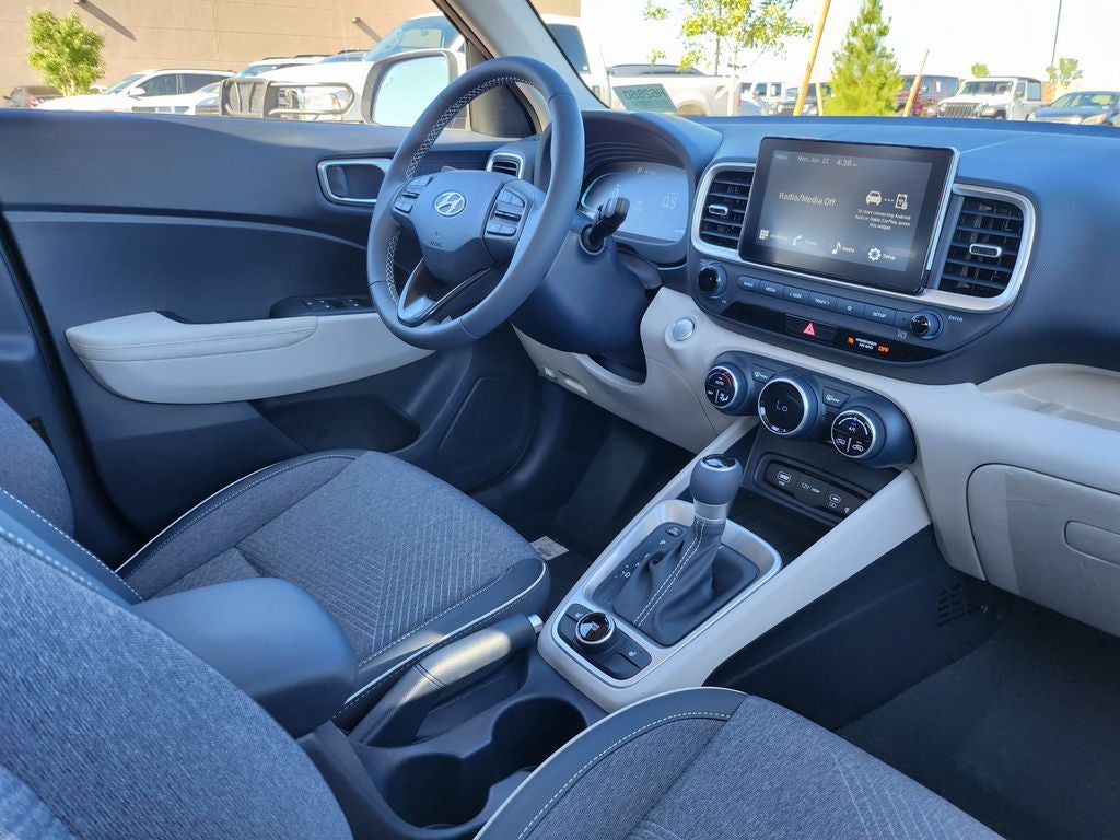 2026 Hyundai VENUE SEL