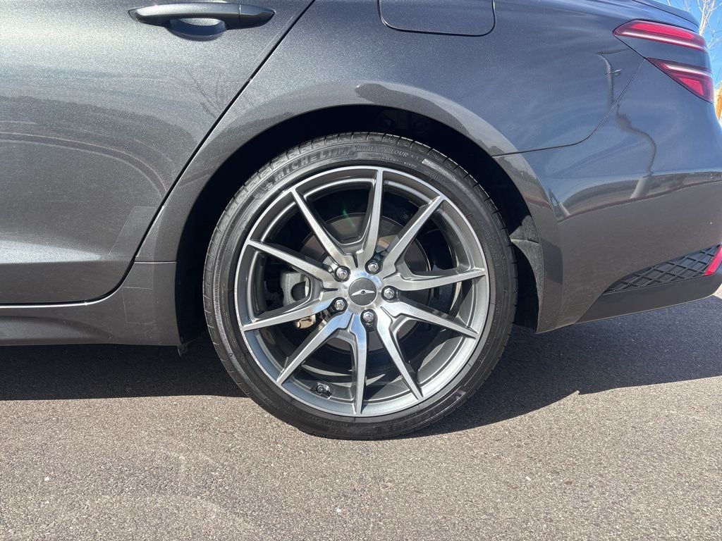 2023 Genesis G70 2.0T