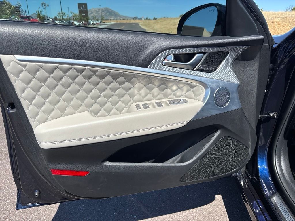 2023 Genesis G70 3.3T