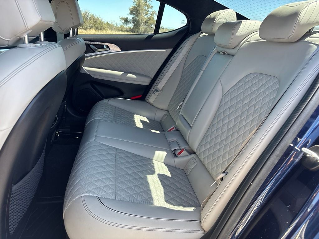 2023 Genesis G70 3.3T