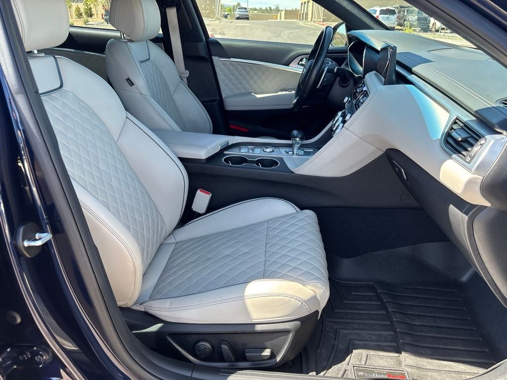 2023 Genesis G70 3.3T