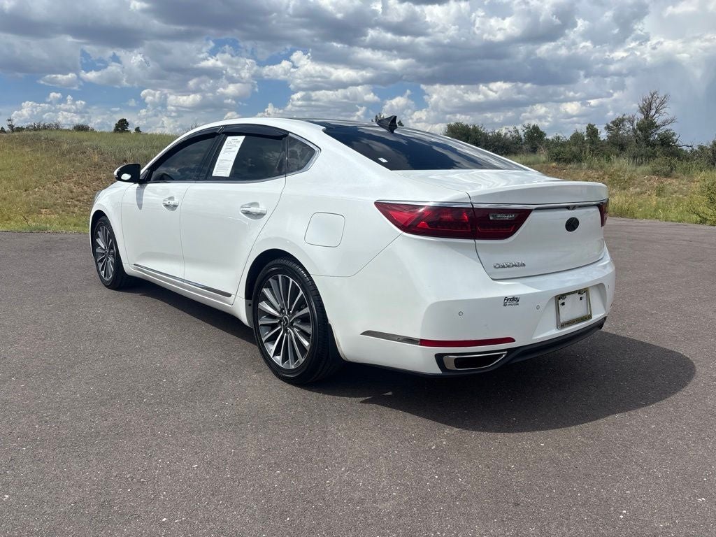 2017 Kia Cadenza Premium