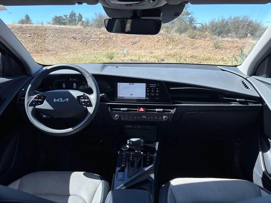 2024 Kia Niro SX