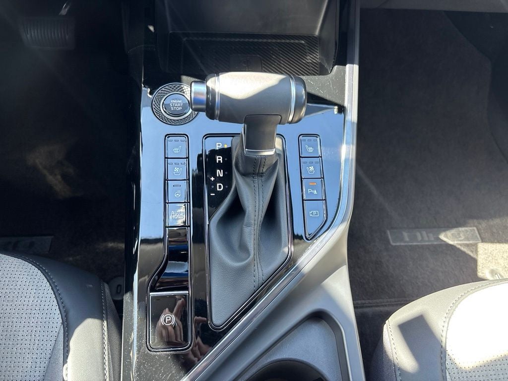 2024 Kia Niro SX