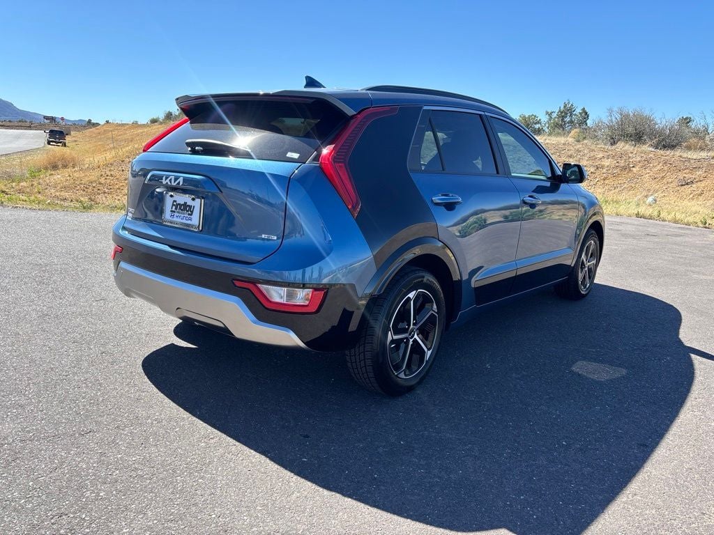 2024 Kia Niro SX