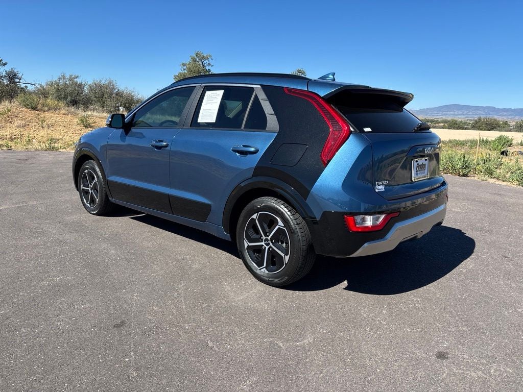 2024 Kia Niro SX
