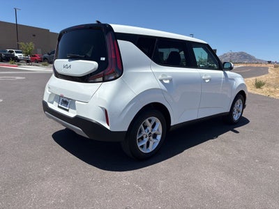 2025 Kia Soul LX