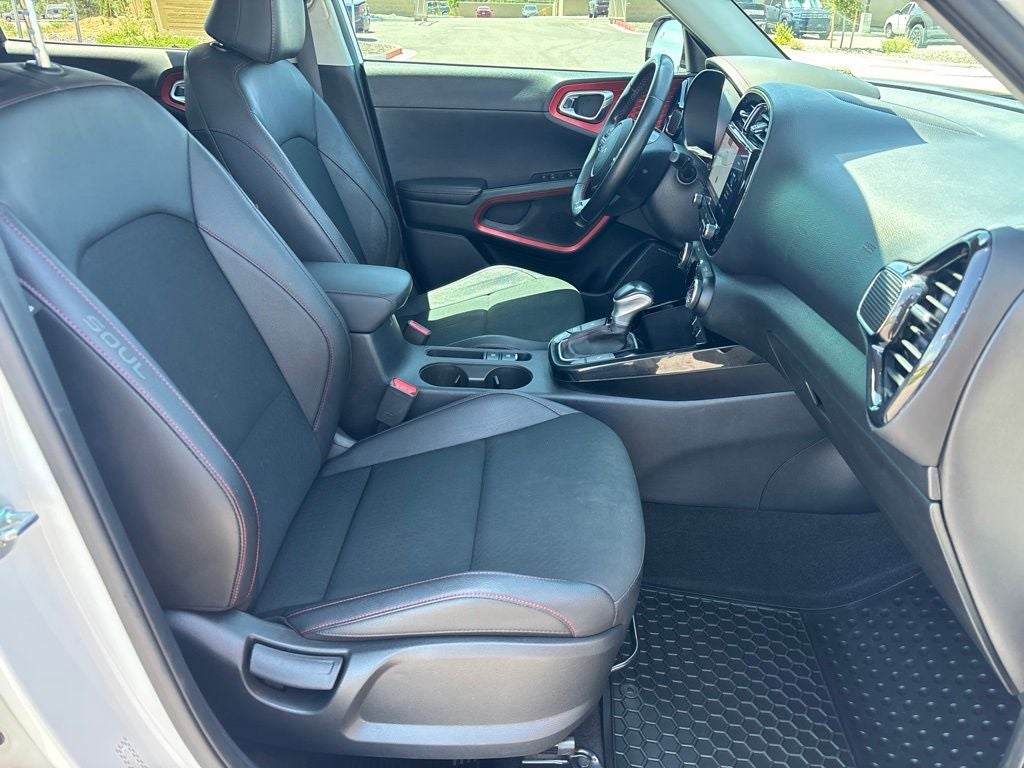 2023 Kia Soul GT-Line