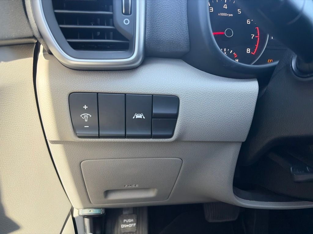 2022 Kia Sportage LX