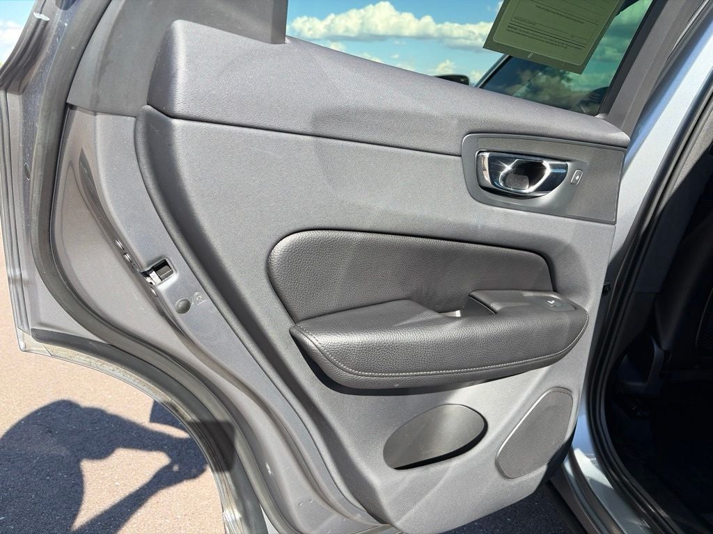 2018 Volvo XC60 T5 Momentum