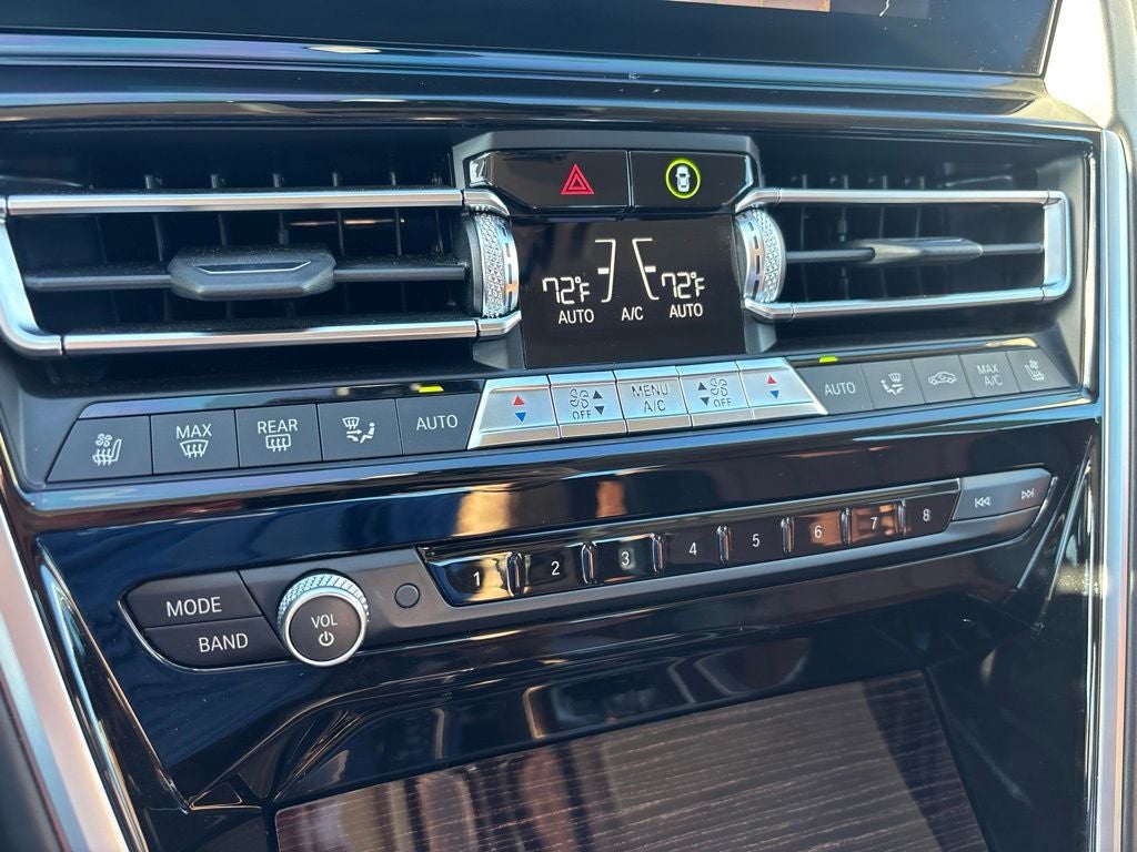 2020 BMW 8 Series 840i