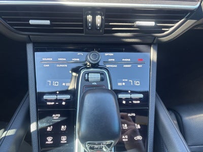 2023 Porsche Cayenne Base