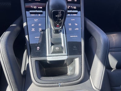 2023 Porsche Cayenne Base