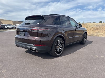 2023 Porsche Cayenne Base